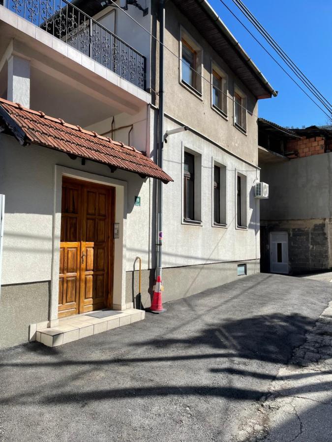Vila Rijad Сараево Екстериор снимка